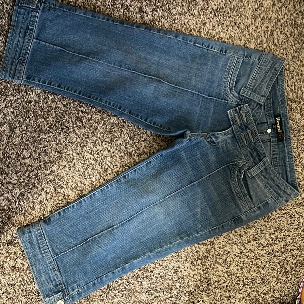 Capris